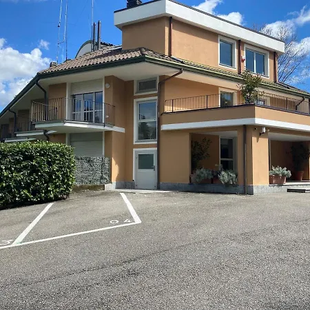 Apartment Lake-vibes Le Magnolie